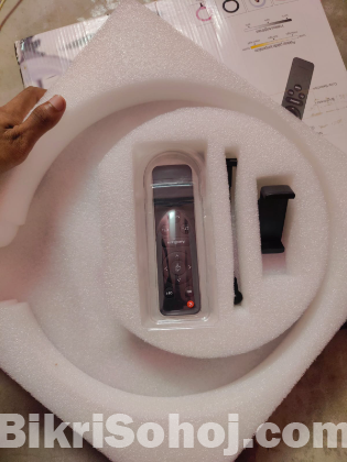 DimDimming Ring Light + Phone Holder Remote
